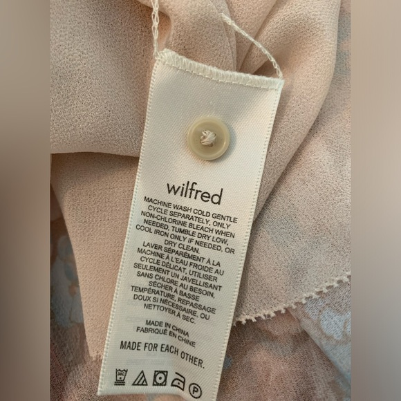 Aritzia Wilfred Wuthering Blouse (M) - Picture 8 of 9